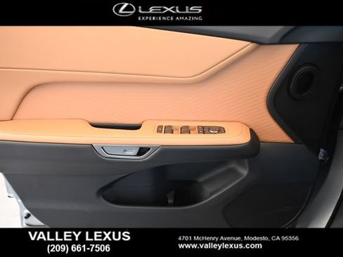 New 2026 Lexus ES 350e w/ Convenience Package FWD image 12