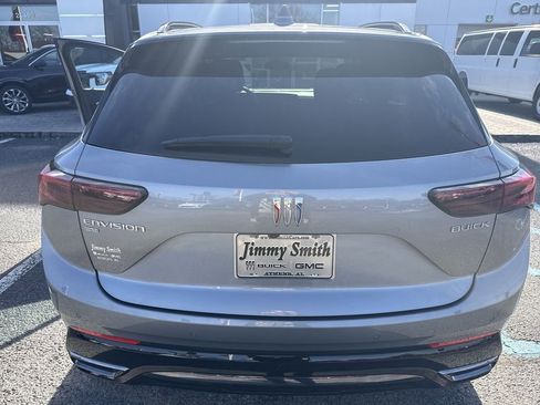 Certified 2025 Buick Envision Sport Touring image 33