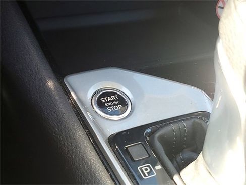 Used 2024 Nissan Altima 2.5 SV image 21