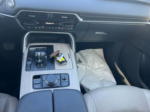 Used 2024 MAZDA CX-90 3.3 Turbo w/ Premium Package image 35