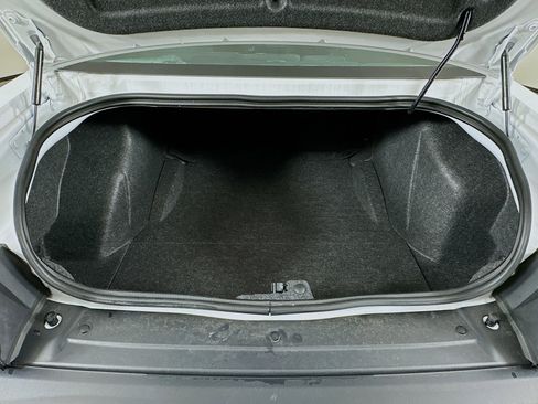 Used 2022 Dodge Challenger R/T w/ Performance Handling Group image 27