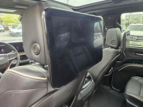 Used 2021 Cadillac Escalade Premium Luxury w/ LPO, Floor Liner Package AWD/4WD image 23