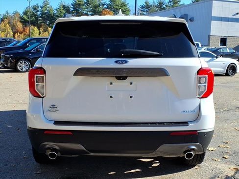 Used 2022 Ford Explorer XLT w/ Equipment Group 202A image 31