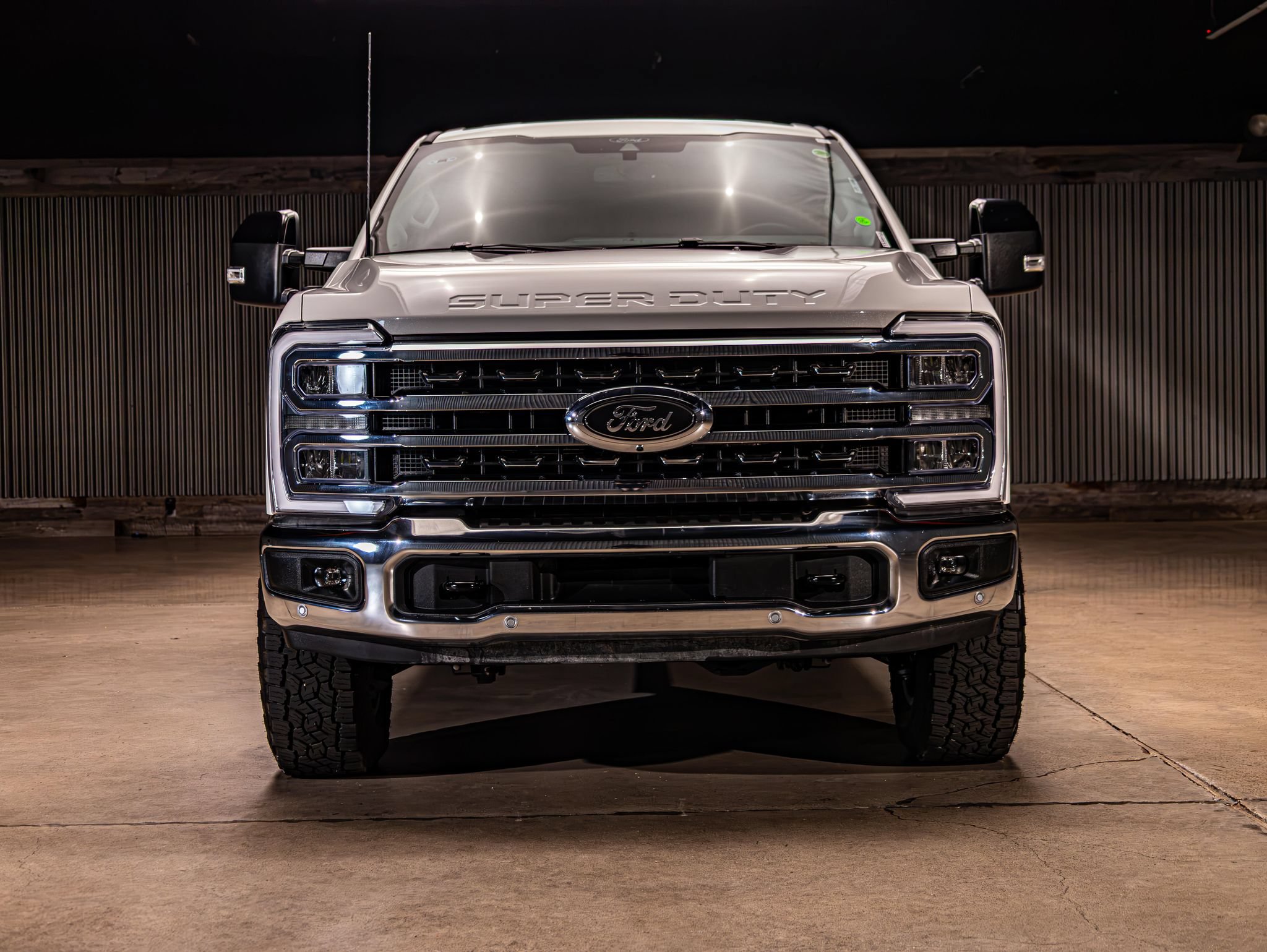 Used 2025 Ford F350 Lariat w/ Lariat Ultimate Package AWD/4WD image 3