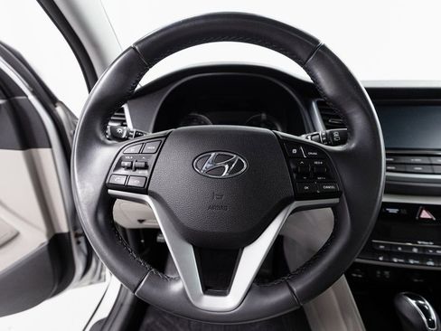 Used 2018 Hyundai Tucson Value w/ Cargo Package image 11