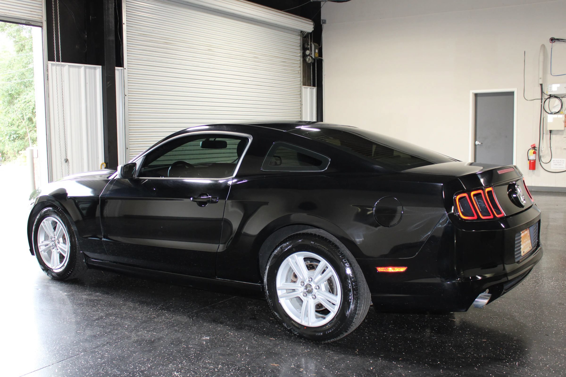 Used 2014 Ford Mustang Coupe w/ Equipment Group 102A RWD image 7