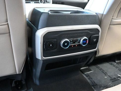 Used 2024 Ford Expedition Max Limited RWD image 19