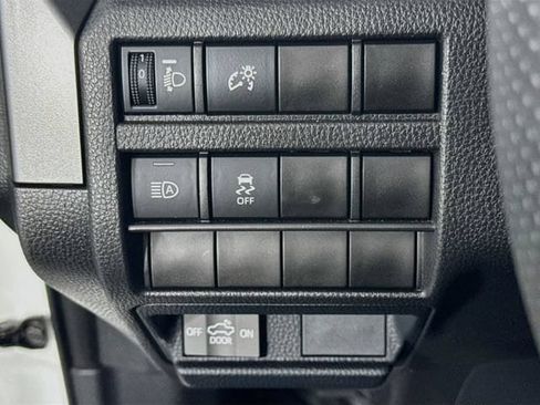 Certified 2026 Toyota Tacoma TRD Off-Road AWD/4WD image 11