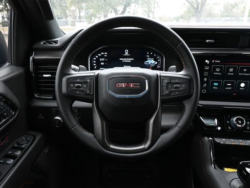 Used 2024 GMC Sierra 1500 AT4 w/ AT4 Premium Package image 10