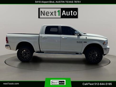 Used 2018 RAM 1500 Laramie w/ Convenience Group AWD/4WD image 4