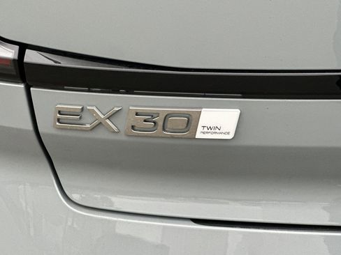 New 2025 Volvo EX30 Ultra w/ Protection Package Premier image 12