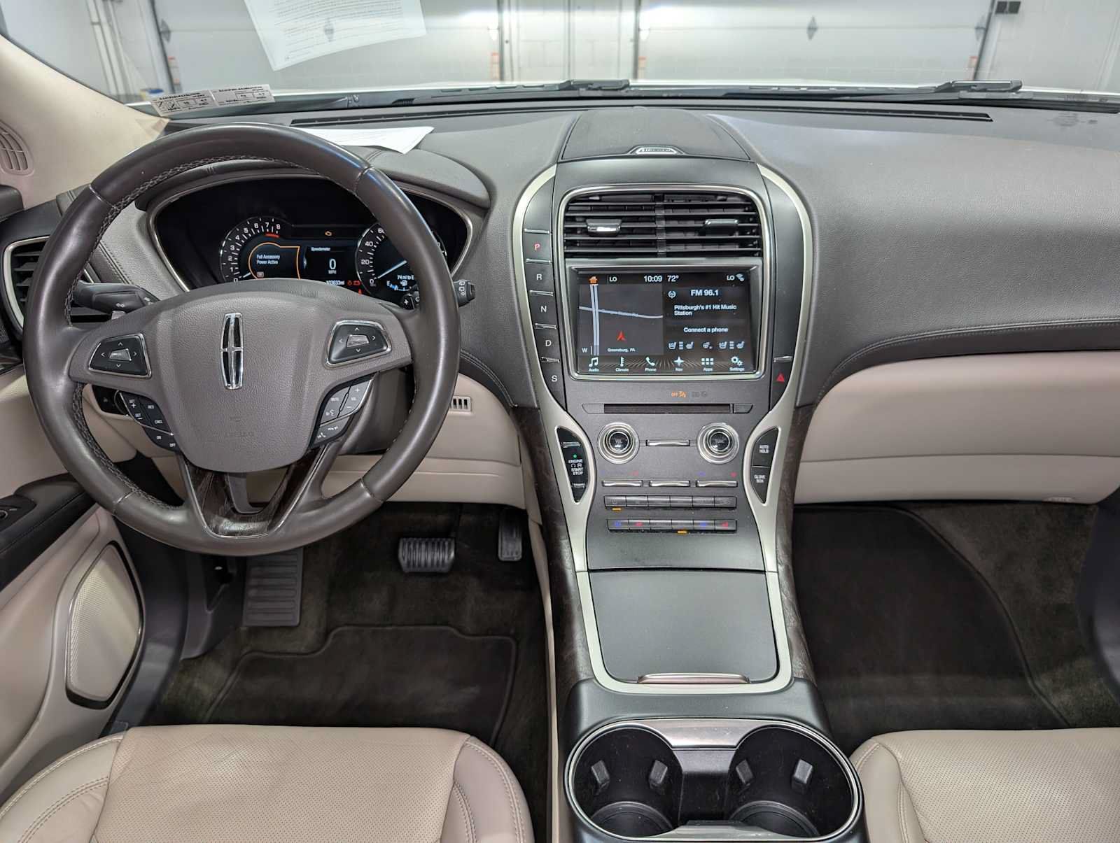 Used 2018 Lincoln MKX Reserve w/ Lincoln MKX Climate Package AWD/4WD image 18