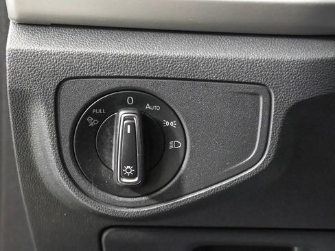 Used 2022 Volkswagen Atlas SE image 22