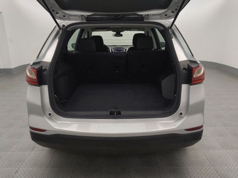 Used 2021 Chevrolet Equinox LS image 29
