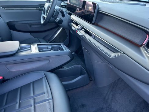 New 2026 Kia EV9 Land image 16