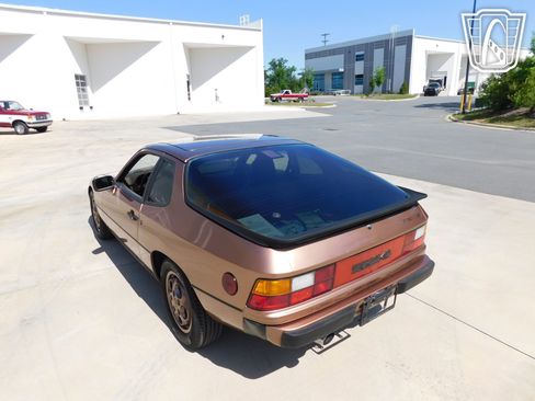 Used 1988 Porsche 924 S image 20