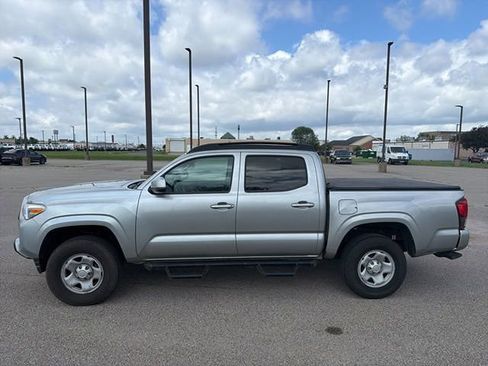 Certified 2023 Toyota Tacoma SR AWD/4WD image 3