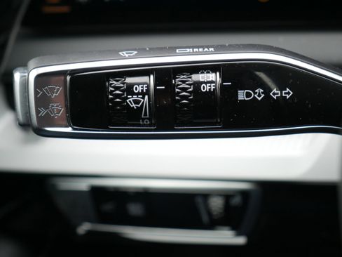 Certified 2025 Cadillac Optiq Sport 1 w/ LPO, Floor Liner Package image 23