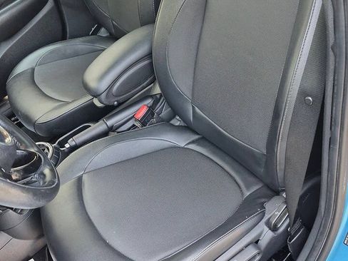 Used 2015 MINI Cooper 4-Door Hardtop FWD image 21