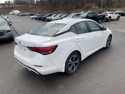 Used 2022 Nissan Sentra SV image 9