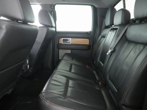 Used 2011 Ford F150 Lariat w/ Lariat Chrome Pkg image 27