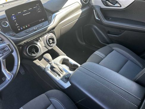Certified 2025 Chevrolet Blazer LT image 21