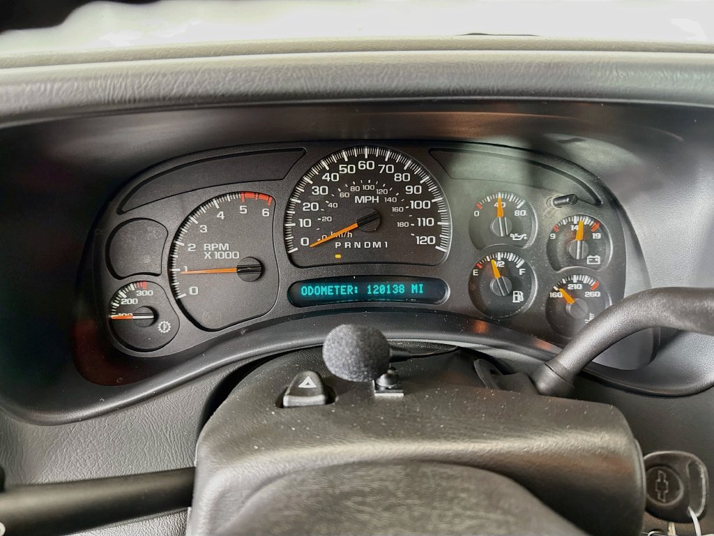 Used 2006 Chevrolet Silverado 2500 LT AWD/4WD image 12