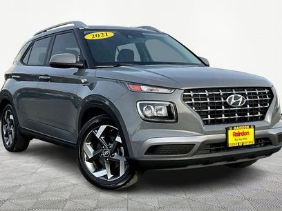 Used 2021 Hyundai Venue SEL