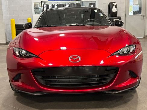 Used 2024 MAZDA MX-5 Miata Sport RWD image 2
