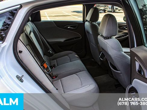 Used 2024 Chevrolet Malibu LT FWD image 18