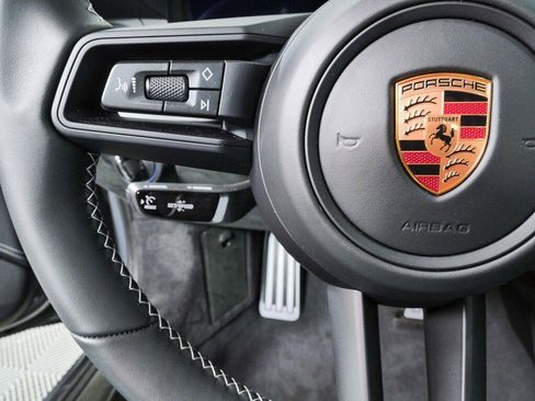 Certified 2026 Porsche 911 GT3 RWD image 10