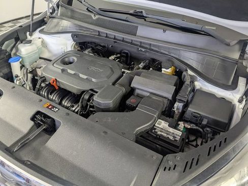 Used 2020 Kia Sorento LX w/ LX I4 Convenience Package FWD image 34