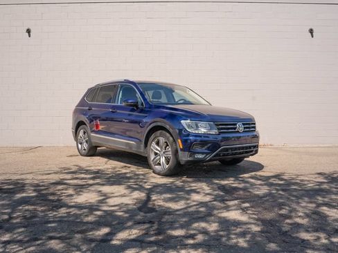 Used 2021 Volkswagen Tiguan SEL AWD/4WD image 9