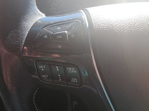 Used 2016 Ford Explorer Platinum AWD/4WD image 33
