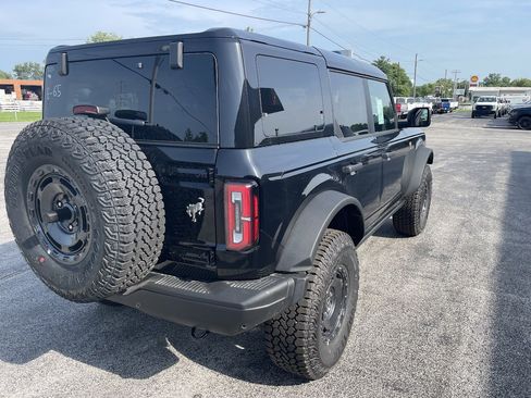 New 2025 Ford Bronco Badlands image 11