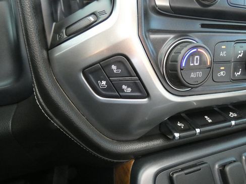 Used 2016 Chevrolet Silverado 1500 LTZ w/ Sport Package AWD/4WD image 18