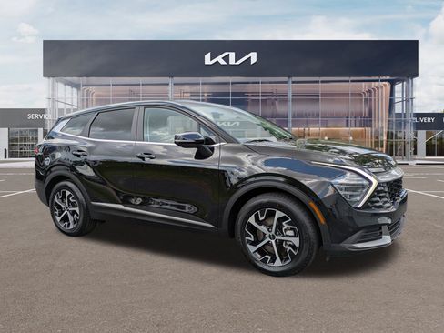 Certified 2025 Kia Sportage EX FWD image 1