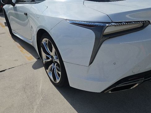 Used 2018 Lexus LC 500 Coupe RWD image 5