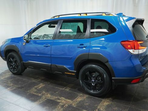 Used 2023 Subaru Forester Wilderness w/ Wilderness Package AWD/4WD image 8