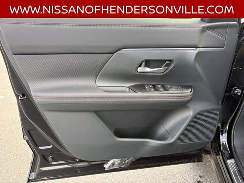 New 2026 Nissan Kicks SR w/ SR Premium Package AWD/4WD image 26