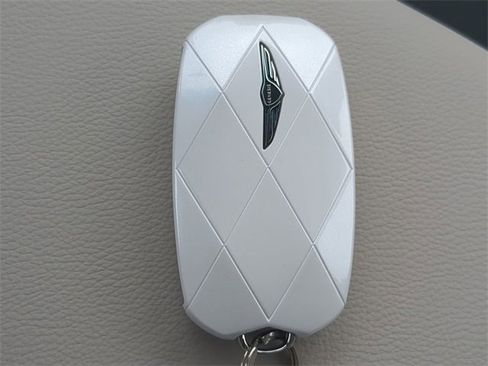 Certified 2025 Genesis G70 2.5T image 26