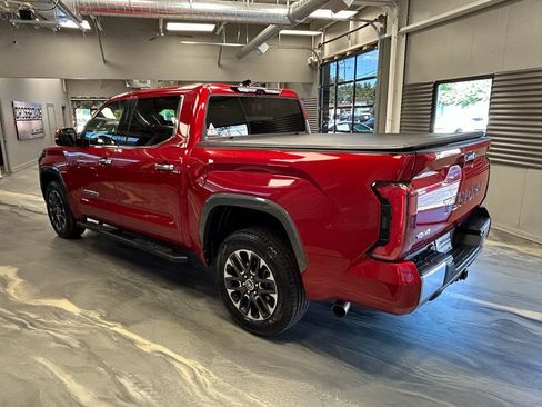 Used 2023 Toyota Tundra Limited AWD/4WD image 32