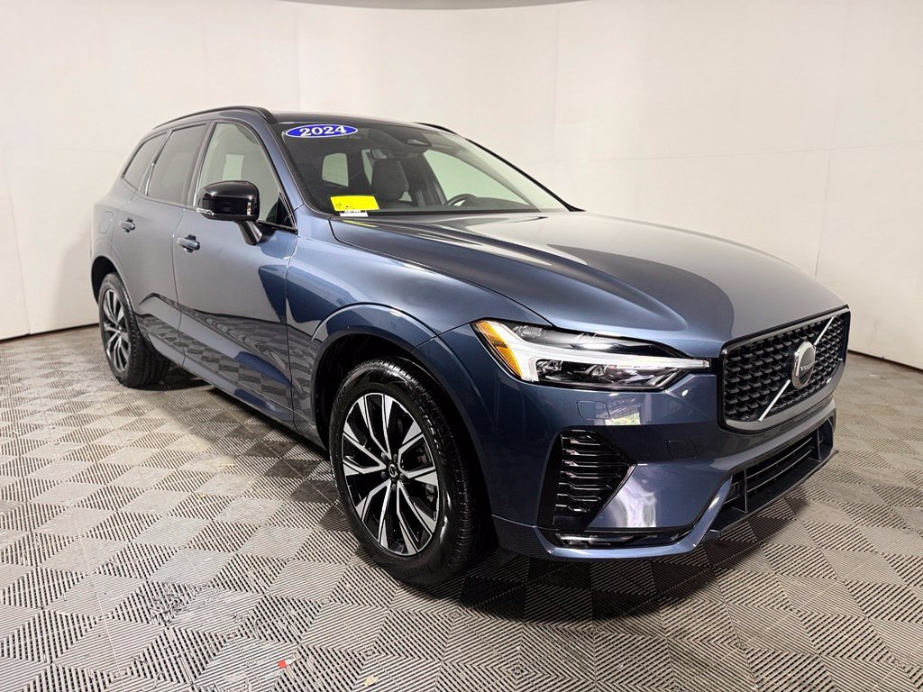 Used 2024 Volvo XC60 B5 Core w/ Protection Package Premier AWD/4WD image 9