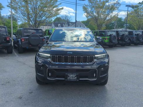 Used 2023 Jeep Grand Cherokee Overland AWD/4WD image 9