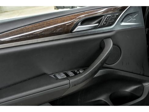 Used 2024 BMW X3 xDrive30i image 9