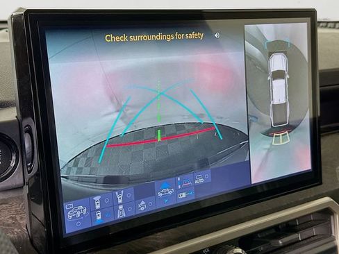 Used 2024 Toyota Tacoma Limited image 17