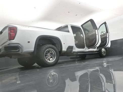 Used 2025 Chevrolet Silverado 3500 LTZ w/ LTZ Plus Package AWD/4WD image 53