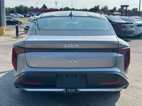 Used 2025 Kia K4 FWD image 7