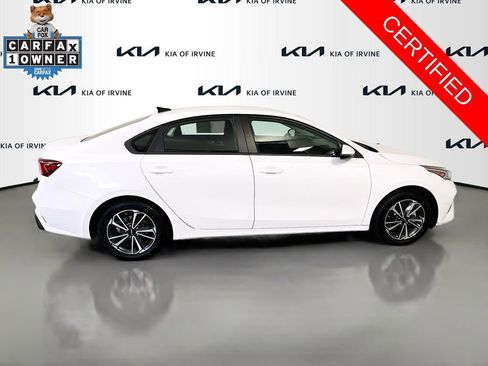 Certified 2023 Kia Forte LXS w/ LXS Technology Package FWD image 9