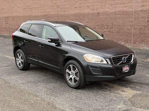 Used 2012 Volvo XC60 T6 AWD/4WD image 1